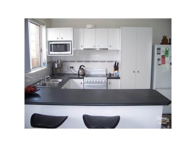 1/5 Pembroke Street, Stockton NSW 2295