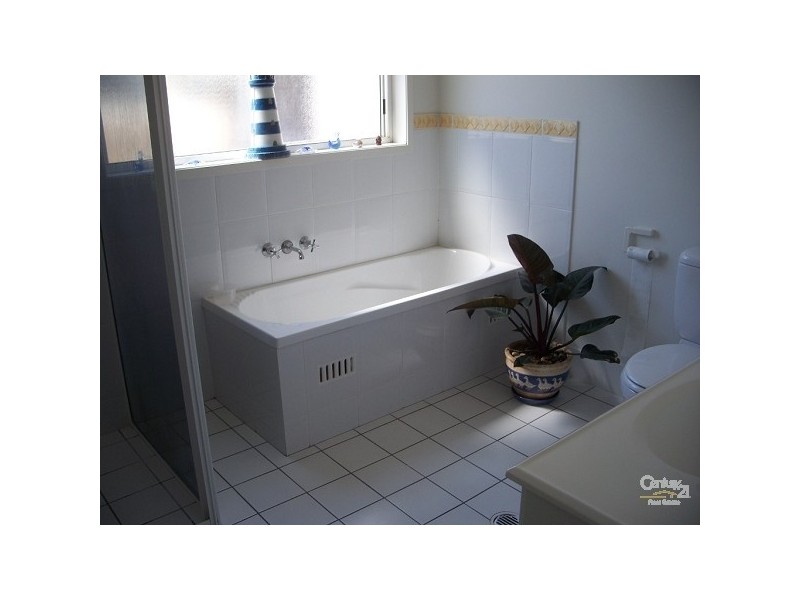 1/5 Pembroke Street, Stockton NSW 2295