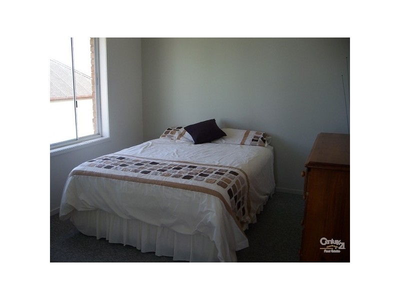 1/5 Pembroke Street, Stockton NSW 2295