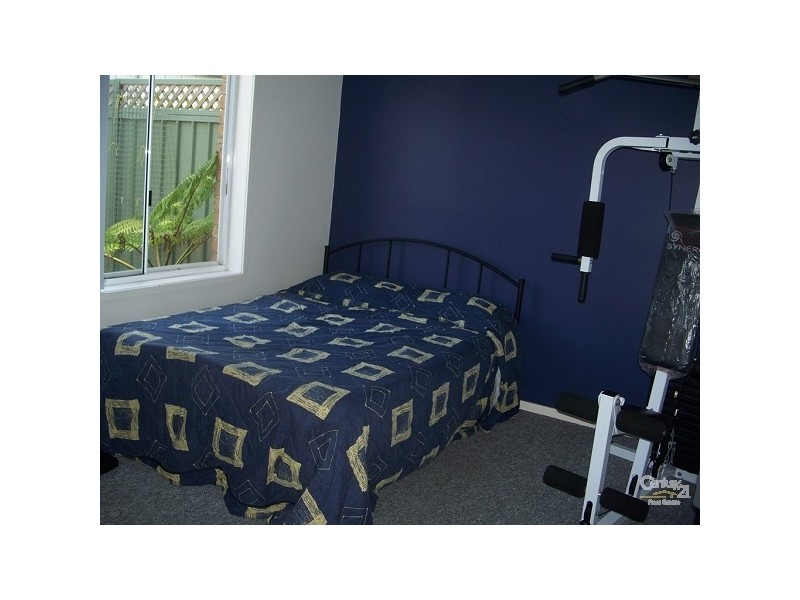 1/5 Pembroke Street, Stockton NSW 2295