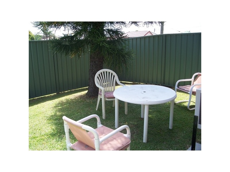 1/5 Pembroke Street, Stockton NSW 2295