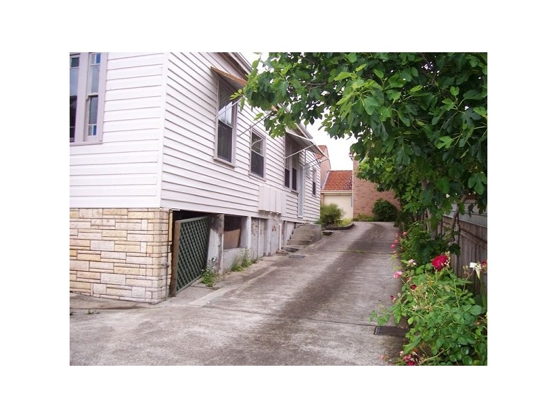 2/14 Chalmers Road, Wallsend NSW 2287