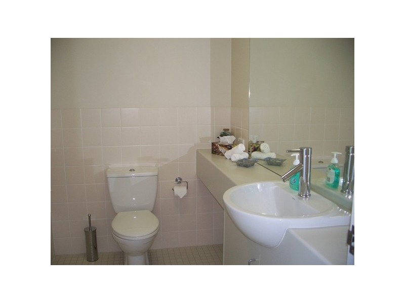 1004/489 Hunter Street, Newcastle NSW 2300