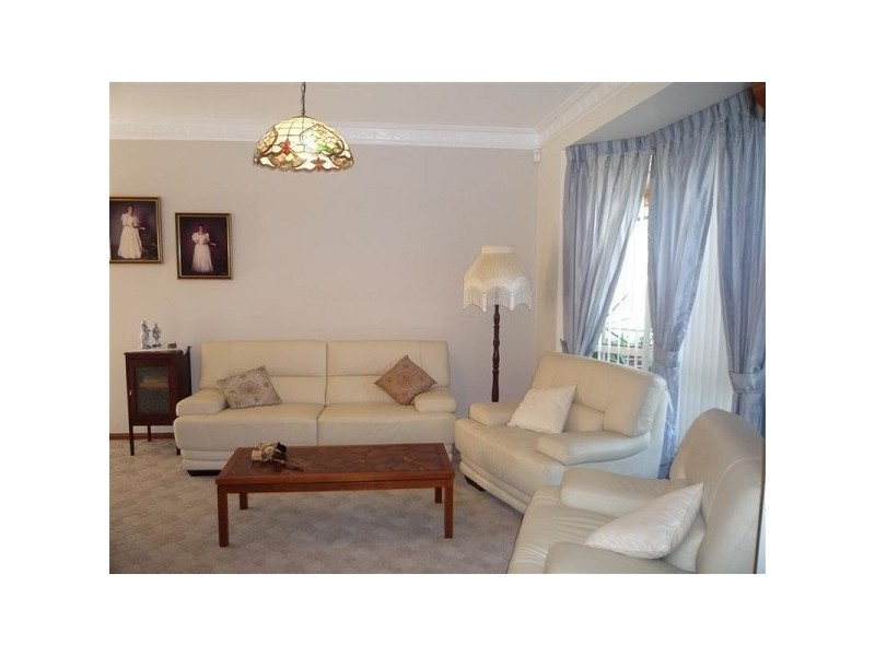 22 Olearia Crescent, Warabrook NSW 2304