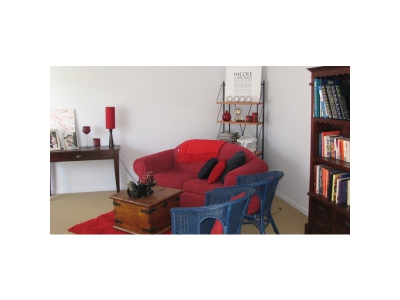 28 County Drive, Fletcher NSW 2287