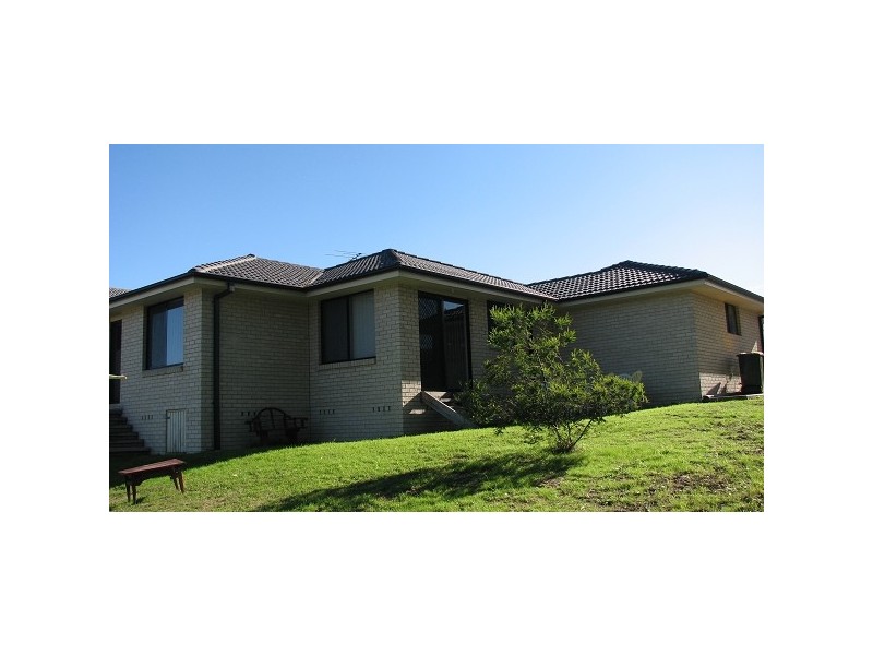 28 County Drive, Fletcher NSW 2287