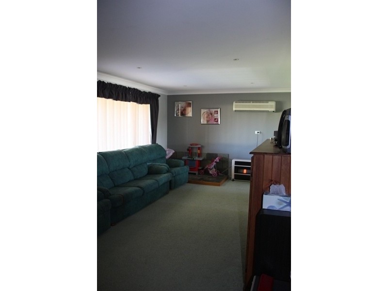 6 Abelia Street, Edgeworth NSW 2285