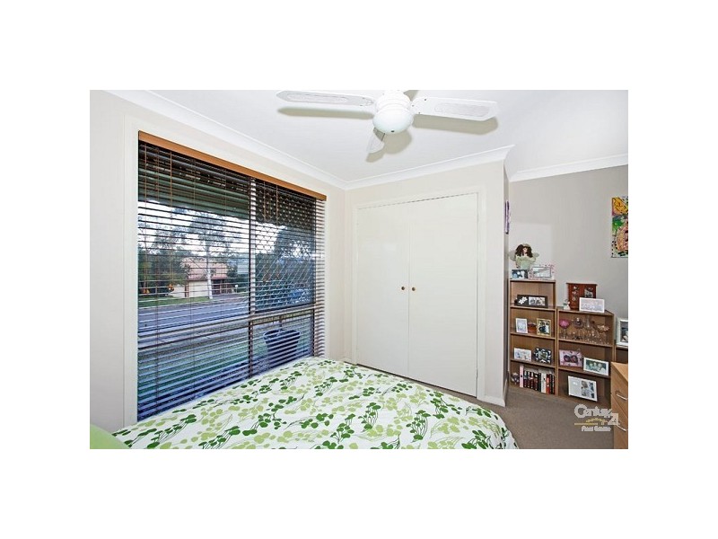 19 Decora Crescent, Warabrook NSW 2304