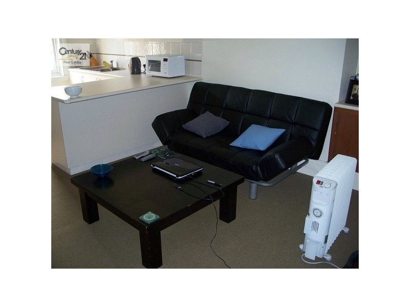 6 Dora Street, Mayfield NSW 2304