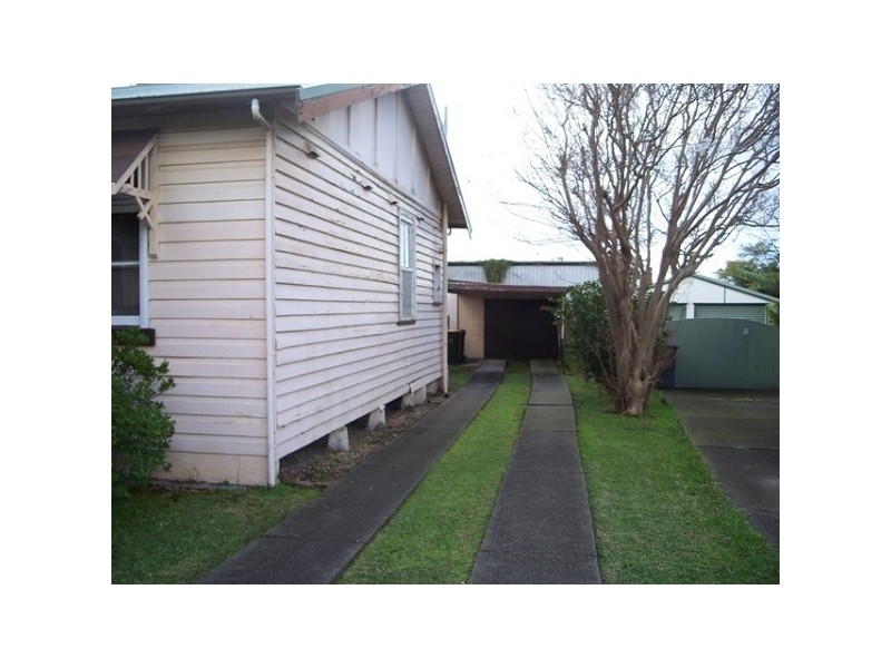 4 Asher Street, Georgetown NSW 2298