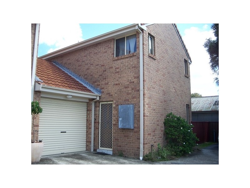 4/14 Chalmers Road, Wallsend NSW 2287
