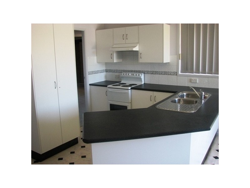 28 County Drive, Fletcher NSW 2287