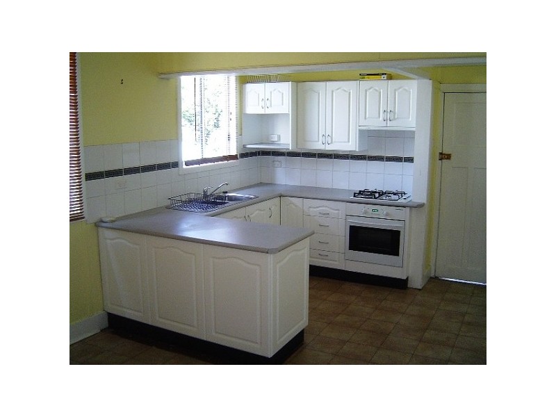 33 Omara Street, Mayfield NSW 2304