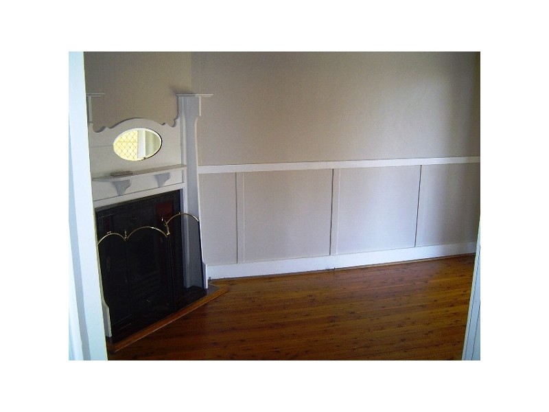 33 Omara Street, Mayfield NSW 2304