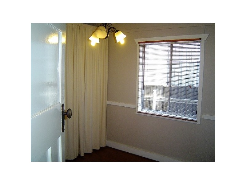 33 Omara Street, Mayfield NSW 2304