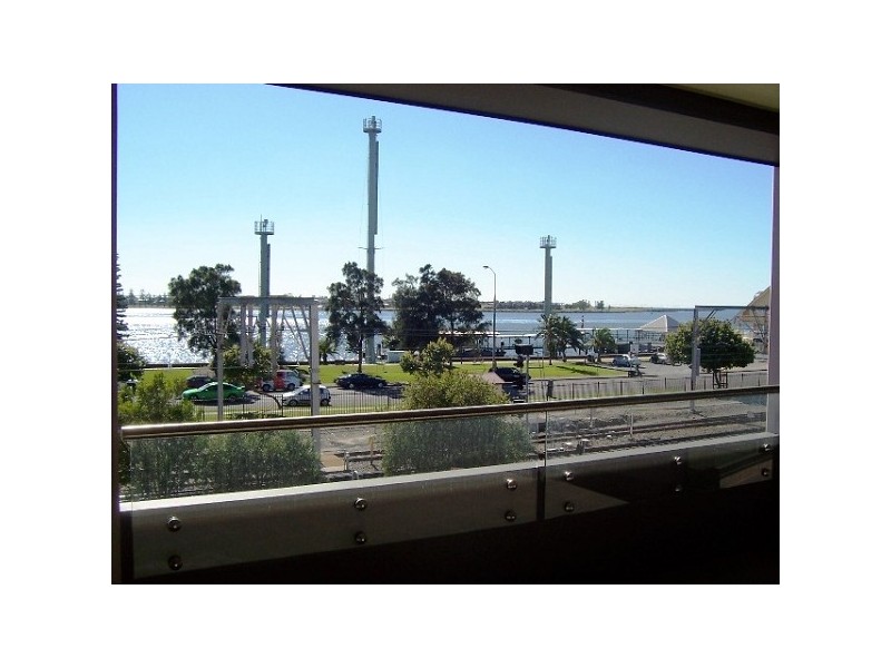 6/200 Hunter Street, Newcastle NSW 2300