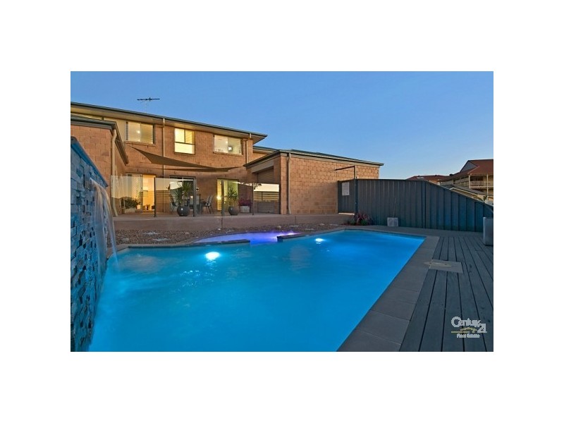 13 Hampton Way, Maryland NSW 2287