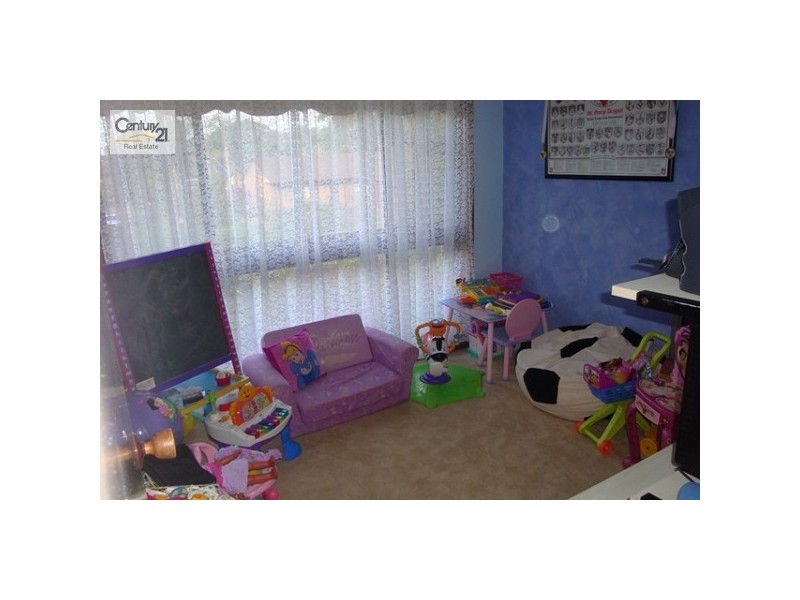 32 Tillegra Street, Maryland NSW 2287