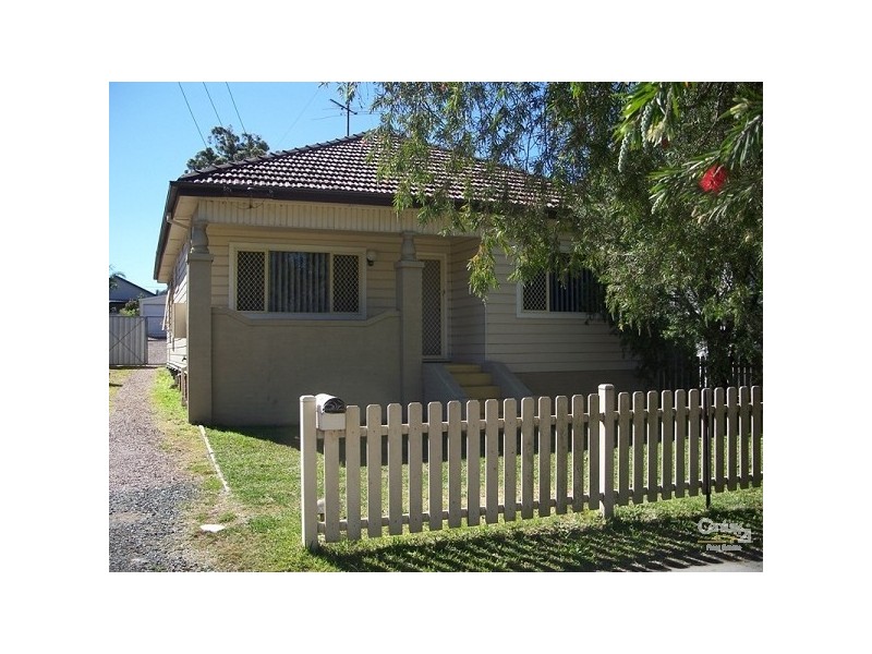 327 Maitland Road, Mayfield NSW 2304