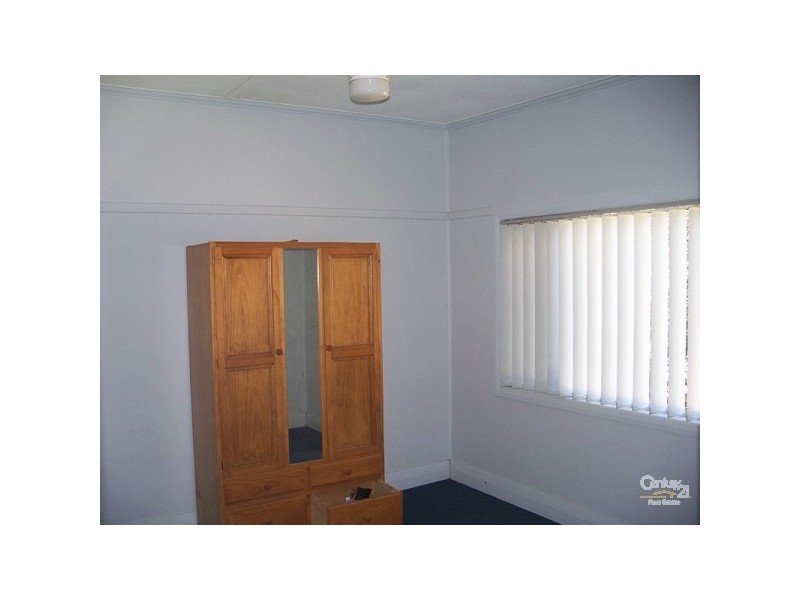 327 Maitland Road, Mayfield NSW 2304