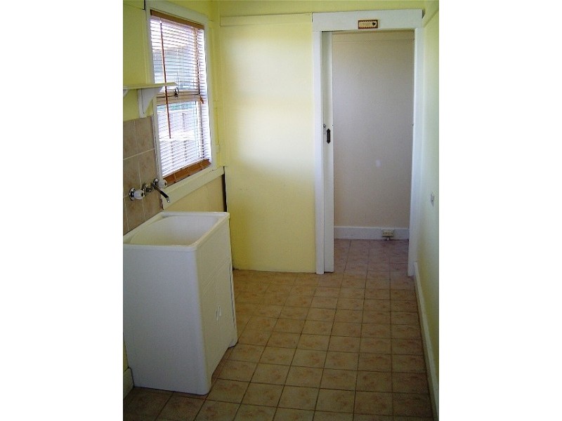 33 Omara Street, Mayfield NSW 2304