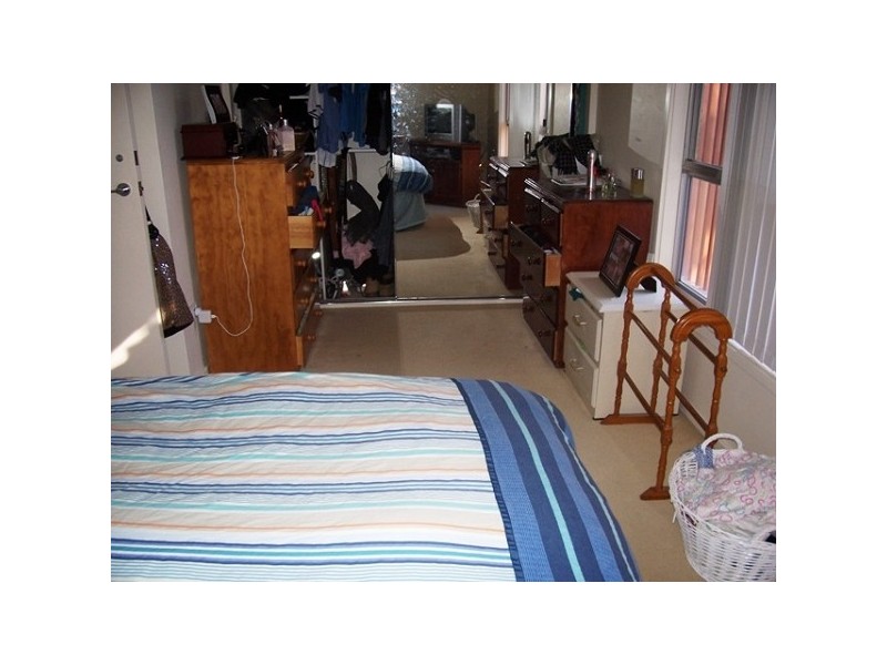 1/37 Kitchener Parade, The Hill NSW 2300