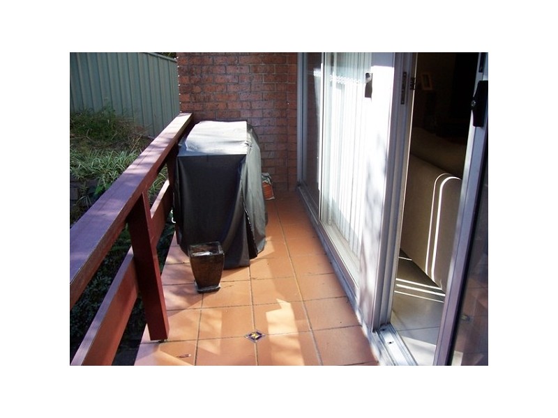 1/37 Kitchener Parade, The Hill NSW 2300