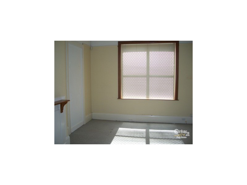 198 Lawson Street, Hamilton South NSW 2303