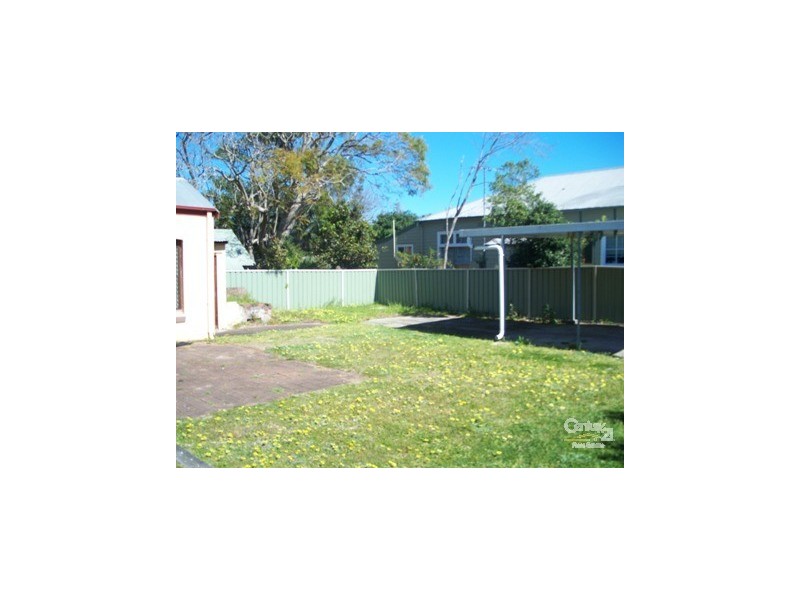 198 Lawson Street, Hamilton South NSW 2303