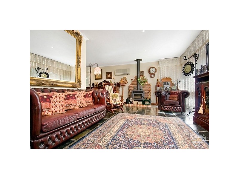 6 Windeyer Close, Medowie NSW 2318