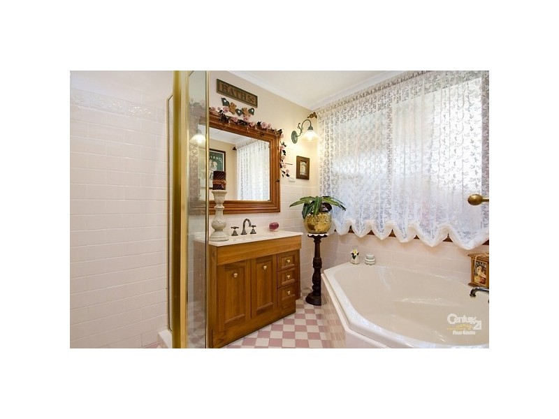 6 Windeyer Close, Medowie NSW 2318