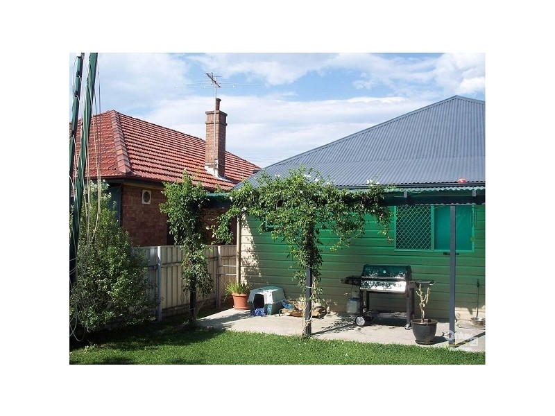 60 Tighe Street, Waratah NSW 2298