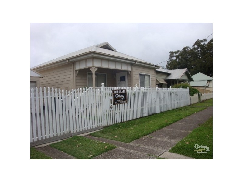 136 Tudor Street, Hamilton NSW 2303
