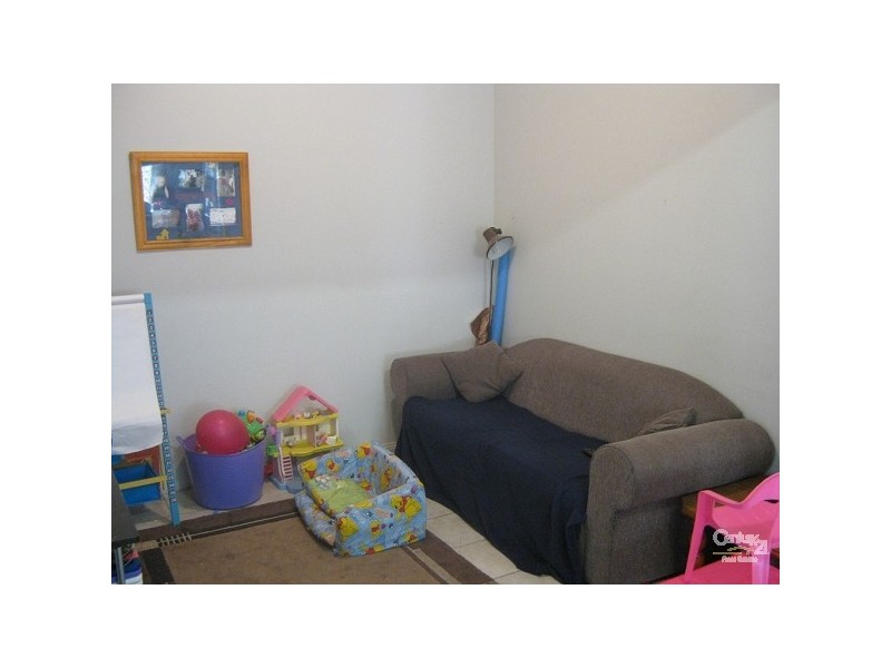 16 Robertson Street, Carrington NSW 2294