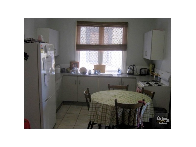 16 Robertson Street, Carrington NSW 2294