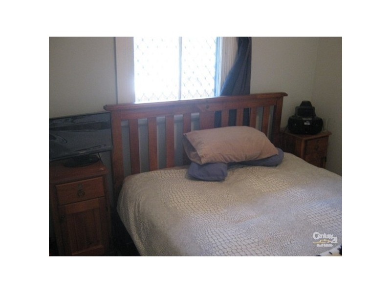 16 Robertson Street, Carrington NSW 2294
