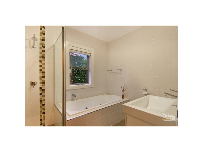 51 Parkway Avenue, Bar Beach NSW 2300