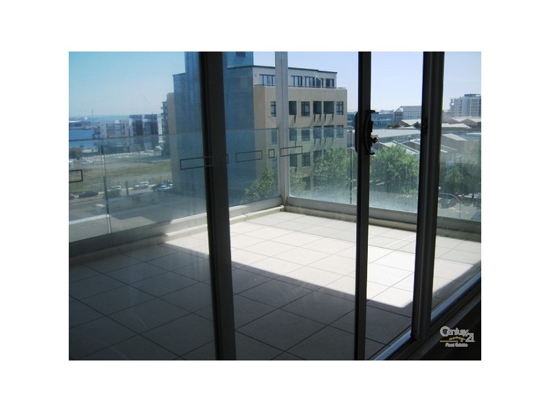 702/489 Hunter Street, Newcastle NSW 2300