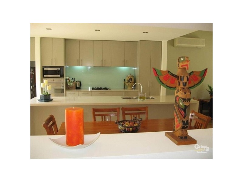 18 Sunningdale Cct, Medowie NSW 2318