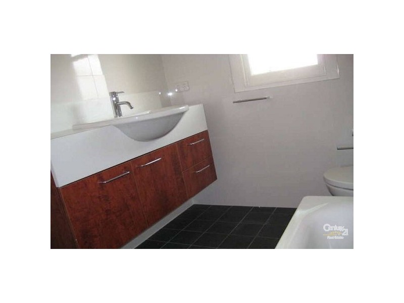 1 Sparke Street, Tighes Hill NSW 2297