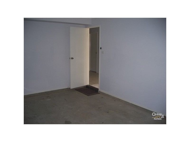 4 Ripon Way, Macquarie Hills NSW 2285