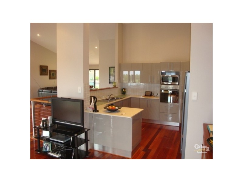 25 Sunningdale Cct, Medowie NSW 2318