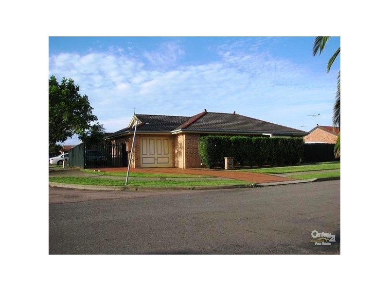 9 Robertson Street, Carrington NSW 2294