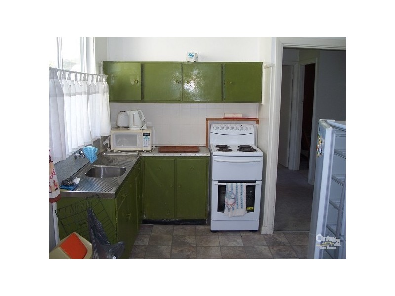 16 Park Street, Belmont NSW 2280