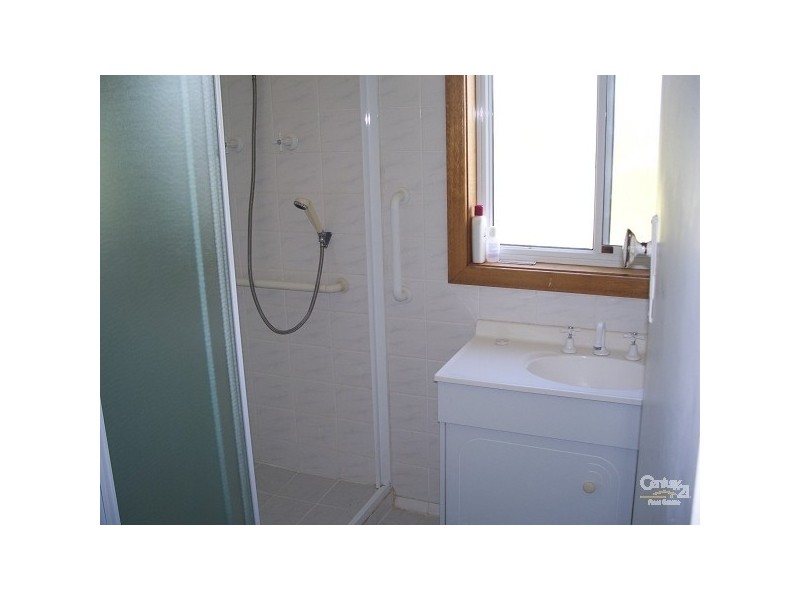 16 Park Street, Belmont NSW 2280