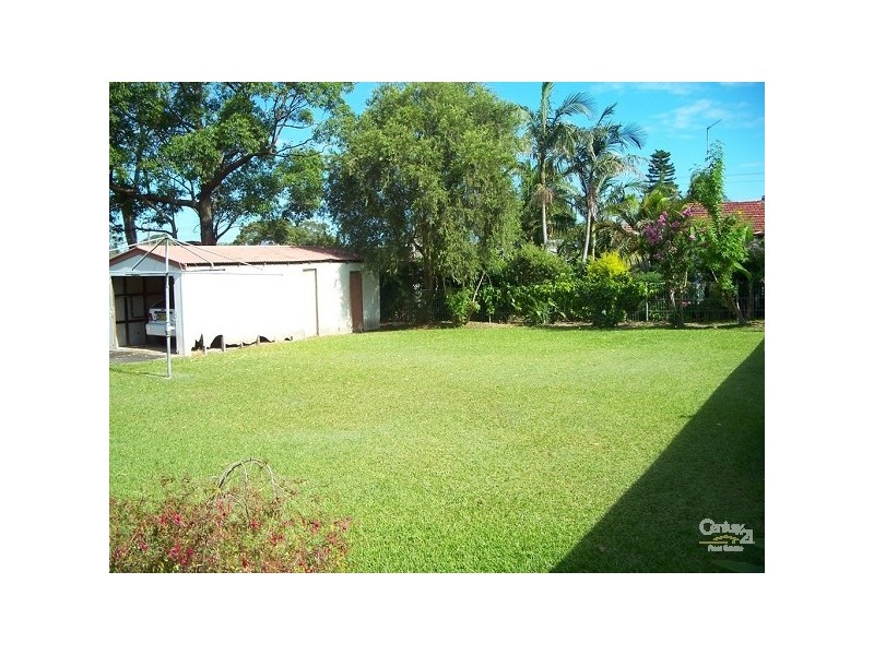 16 Park Street, Belmont NSW 2280