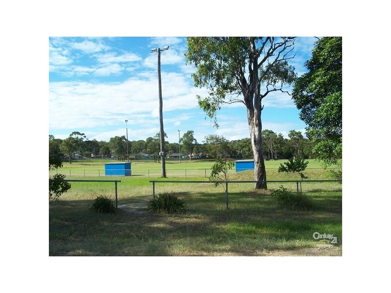 16 Park Street, Belmont NSW 2280