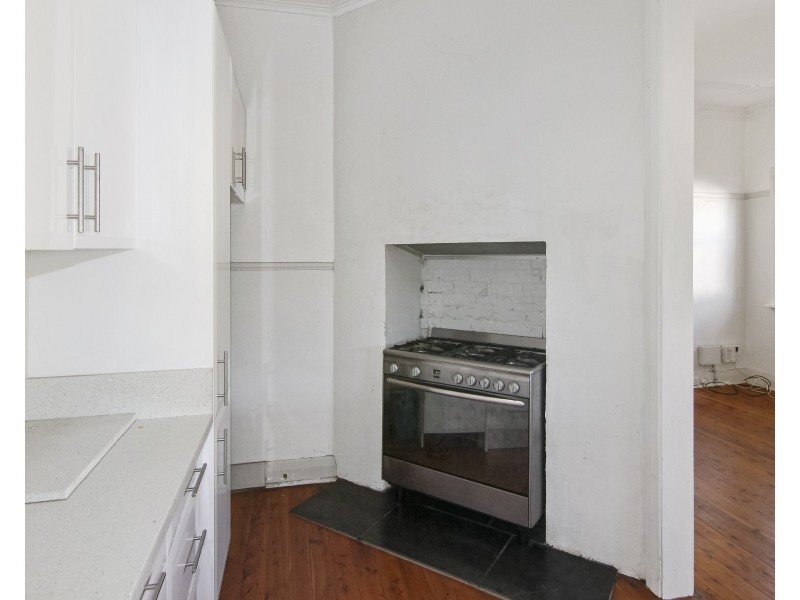 32 Woodstock Street, Mayfield NSW 2304