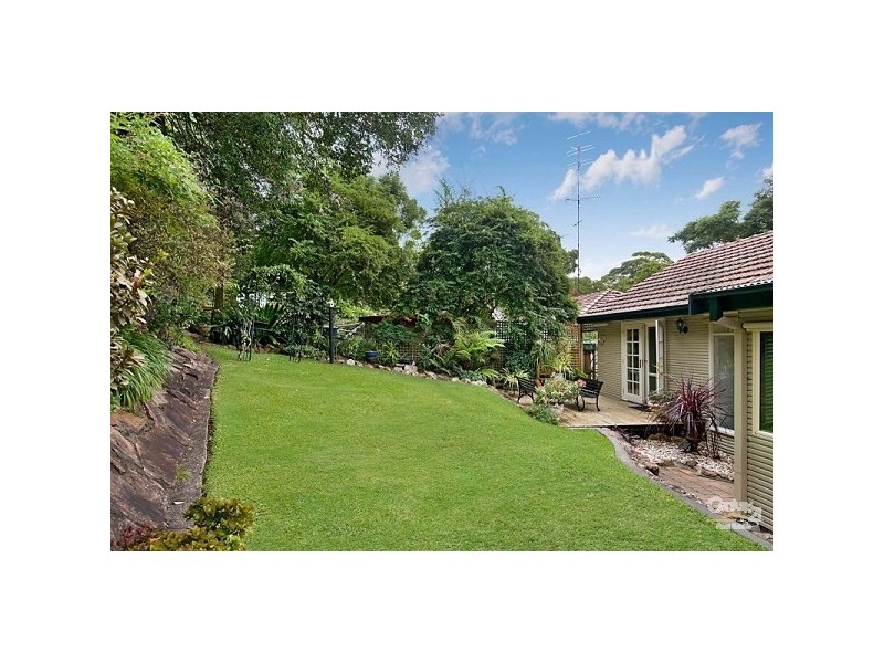 10 Carisbrooke Avenue, New Lambton Heights NSW 2305