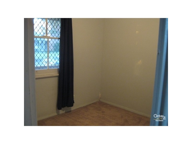 16 Robertson Street, Carrington NSW 2294